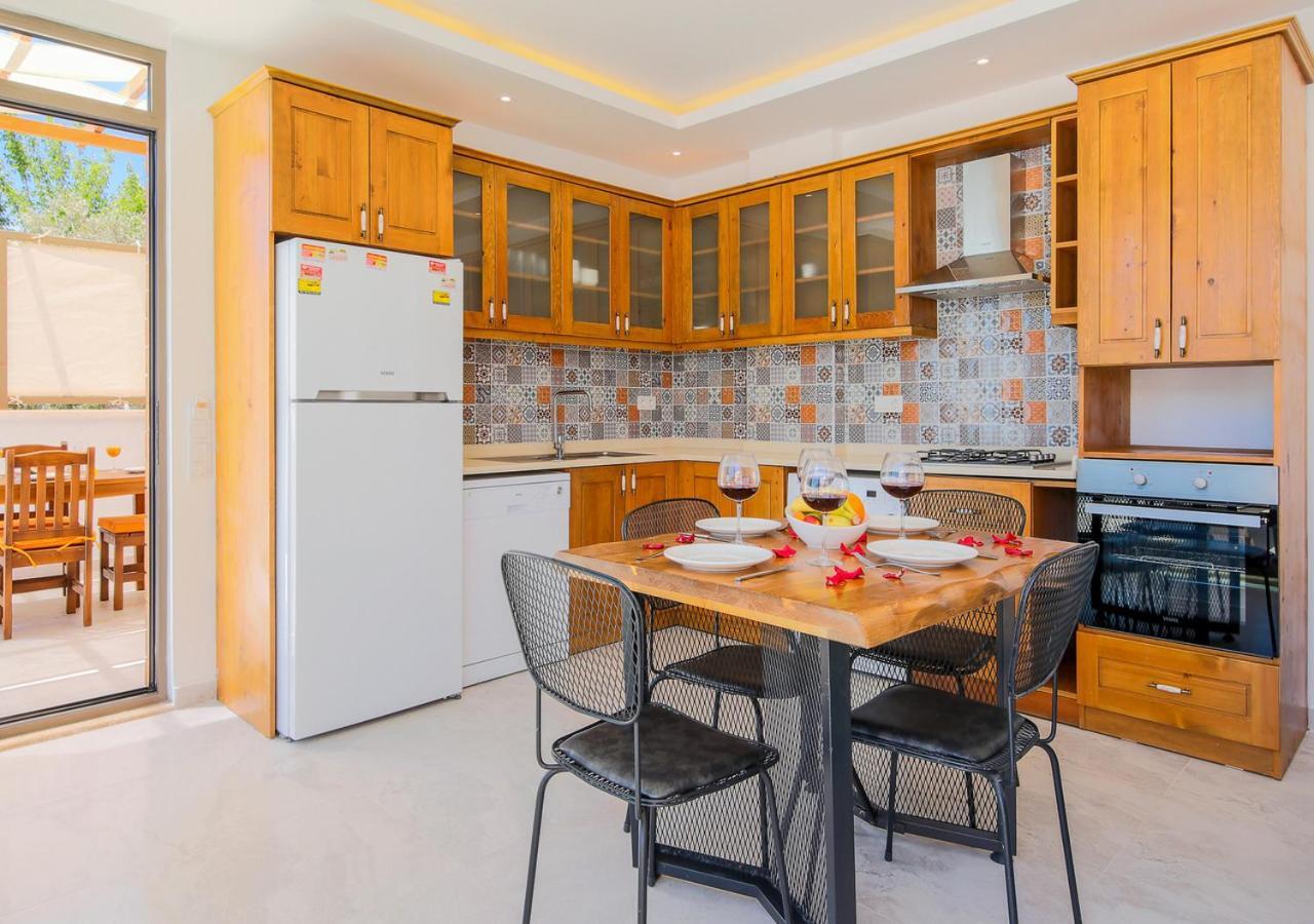 Villa 2 Sleeps 4 Isolated Honeymoon-Villa Sardunya Каш Экстерьер фото